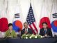 Barack Obama held a meeting with the President of South Korea and Japan's Prime Minister