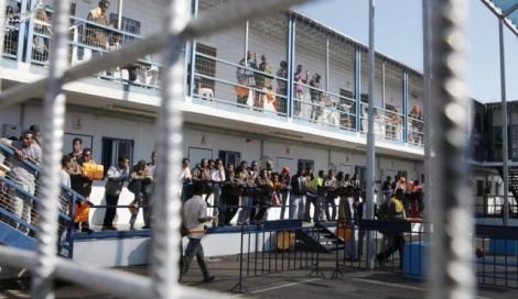 Palestinians taxes halt by Israel