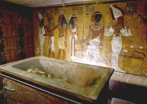 Royal tomb discovered in Luxor